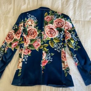 Rose patern jacket
